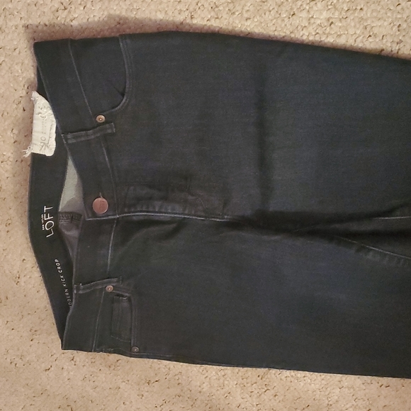 Ann Taylor Loft crop jeans sz 10 - Picture 3 of 4